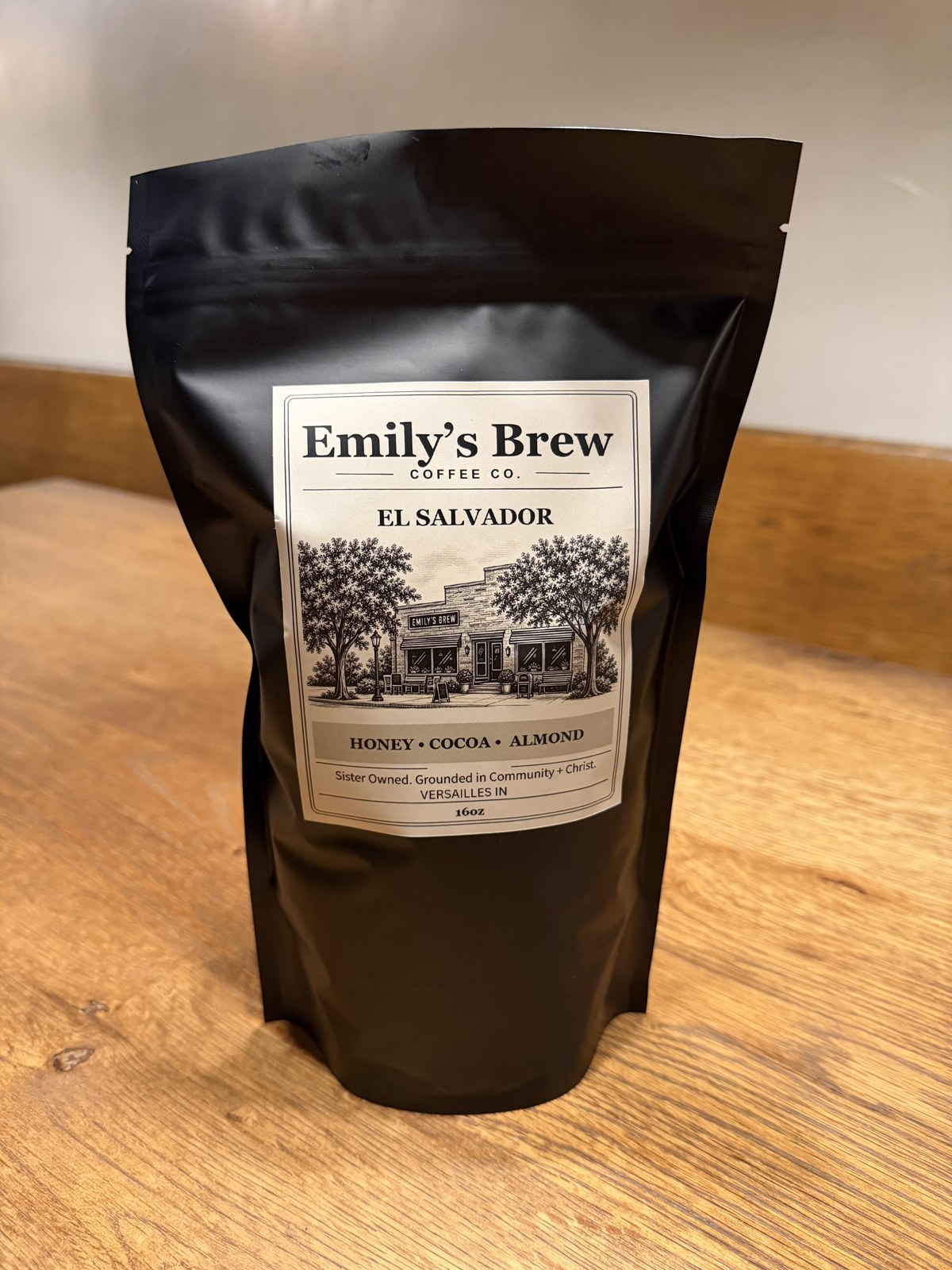 El Salvador whole bean coffee bag, 16 oz